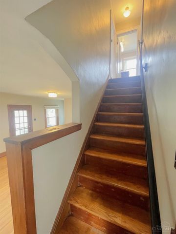 3520 St Martins Place, Cheviot, OH 45211