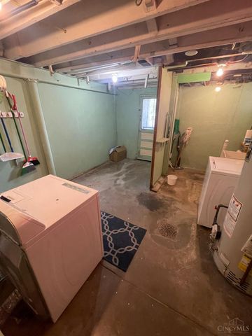 3520 St Martins Place, Cheviot, OH 45211