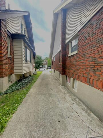 3520 St Martins Place, Cheviot, OH 45211