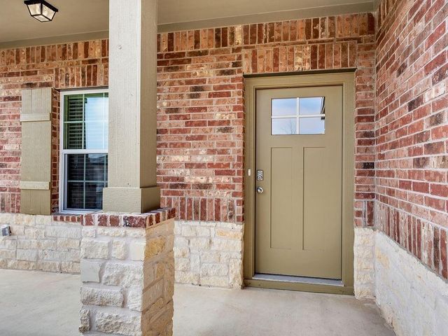 18434 Stevie Ray DR, Round Rock, TX 78664