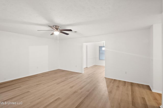 18 Begonia Court, Jackson, MS 39206