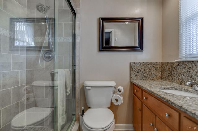 211 Robin Drive, Lynchburg, VA 24502