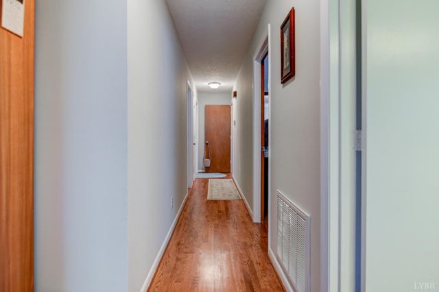 211 Robin Drive, Lynchburg, VA 24502