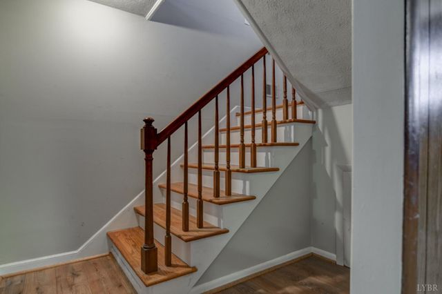 211 Robin Drive, Lynchburg, VA 24502