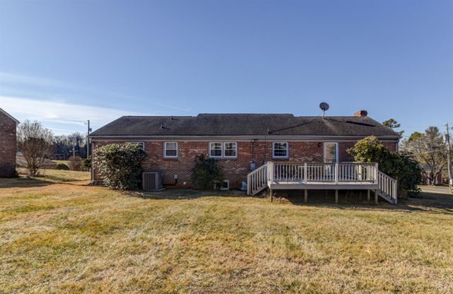 211 Robin Drive, Lynchburg, VA 24502