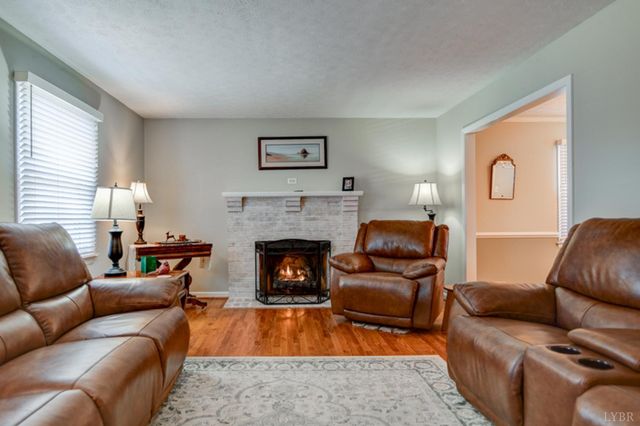 211 Robin Drive, Lynchburg, VA 24502