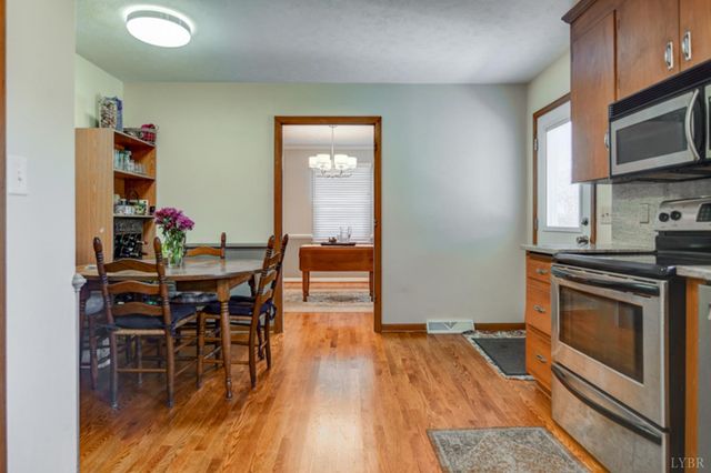 211 Robin Drive, Lynchburg, VA 24502