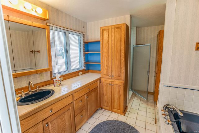 5020 S Woodland Drive E, North Judson, IN 46366