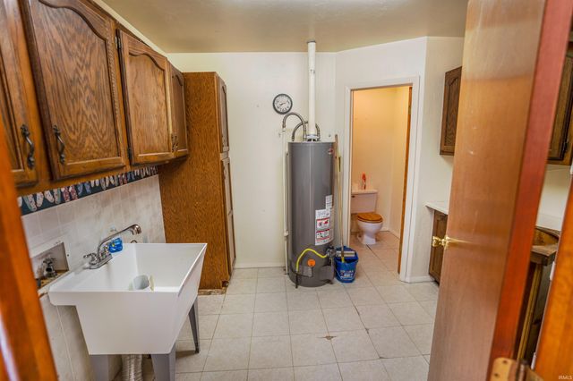 5020 S Woodland Drive E, North Judson, IN 46366