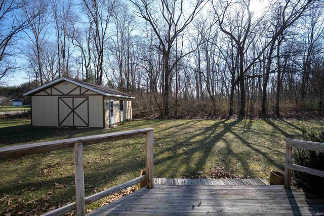 5020 S Woodland Drive E, North Judson, IN 46366