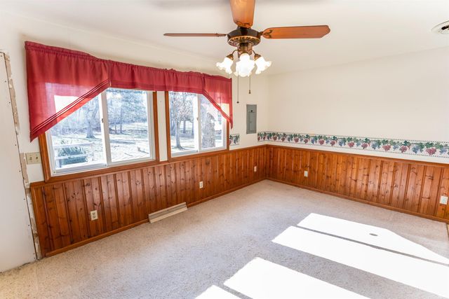 5020 S Woodland Drive E, North Judson, IN 46366