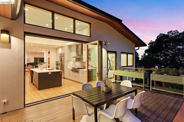 2241 Glen Ave, Berkeley, CA 94709