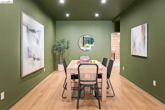 2241 Glen Ave, Berkeley, CA 94709