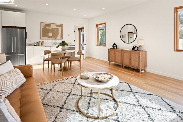 2241 Glen Ave, Berkeley, CA 94709