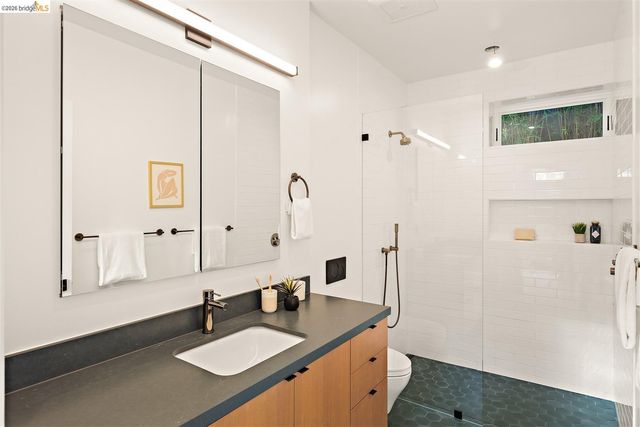 2241 Glen Ave, Berkeley, CA 94709