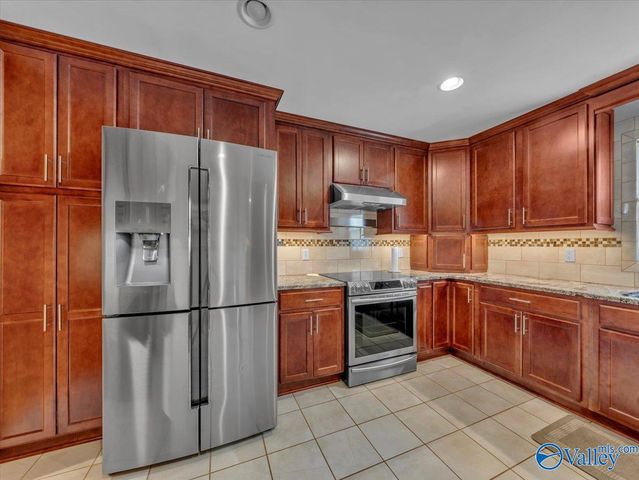228 Pin Oak Drive, Madison, AL 35758
