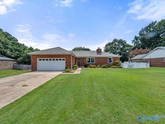 228 Pin Oak Drive, Madison, AL 35758