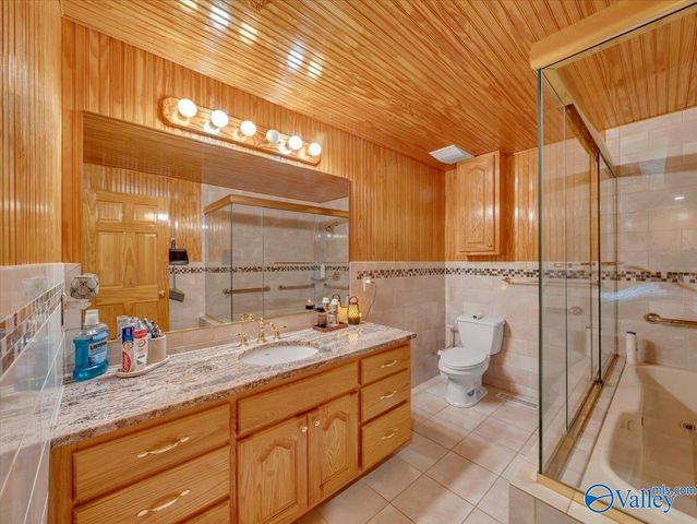228 Pin Oak Drive, Madison, AL 35758