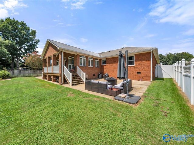 228 Pin Oak Drive, Madison, AL 35758