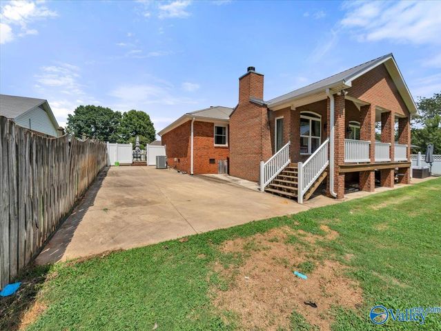 228 Pin Oak Drive, Madison, AL 35758