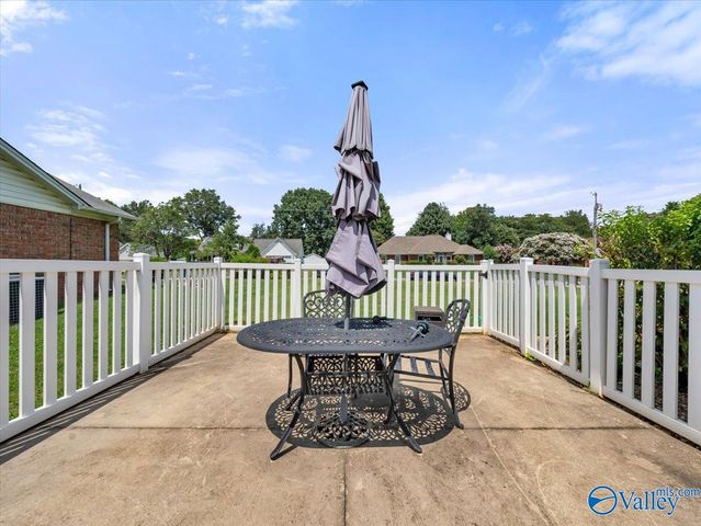 228 Pin Oak Drive, Madison, AL 35758
