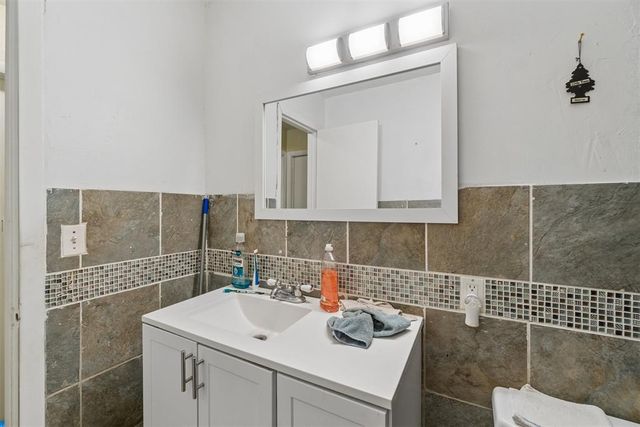 8625 NE 17th Street, Oklahoma City, OK 73141