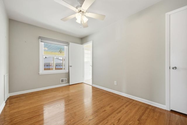 1641 Pennsylvania Avenue S, Saint Louis Park, MN 55426