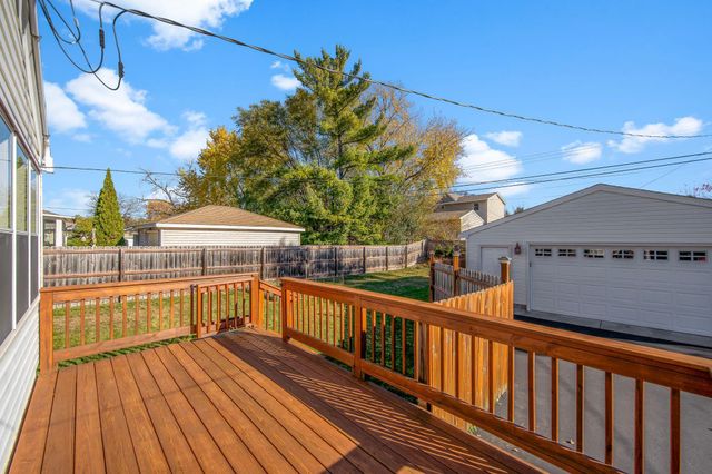 1641 Pennsylvania Avenue S, Saint Louis Park, MN 55426