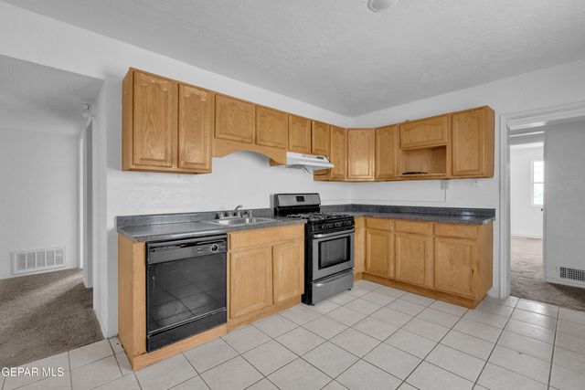 3304 TYLER Avenue, El Paso, TX 79930