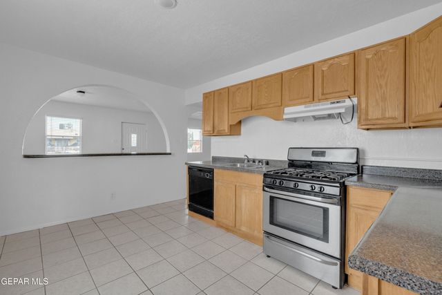 3304 TYLER Avenue, El Paso, TX 79930