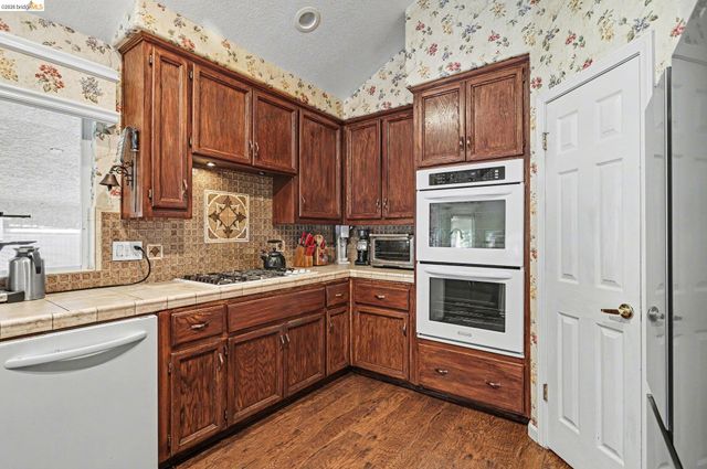 925 Outrigger Cir, Brentwood, CA 94513