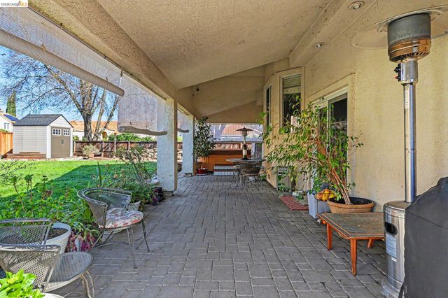 925 Outrigger Cir, Brentwood, CA 94513