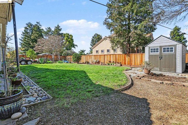 925 Outrigger Cir, Brentwood, CA 94513