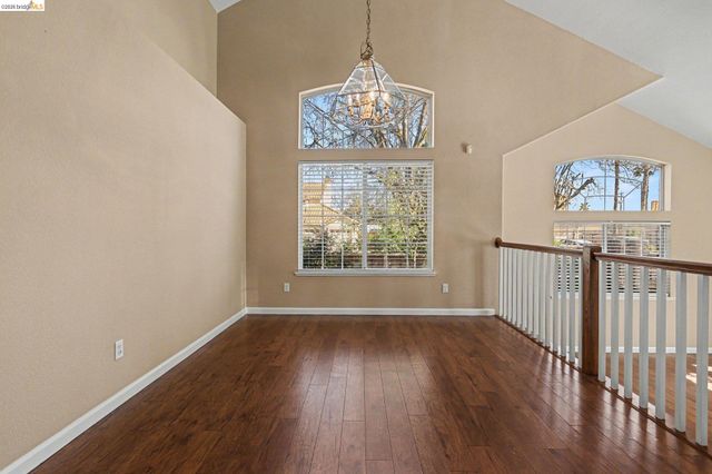 925 Outrigger Cir, Brentwood, CA 94513