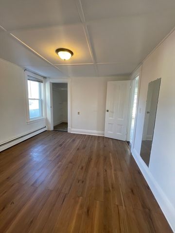 304 Cumberland 2, Lowell, MA 01854