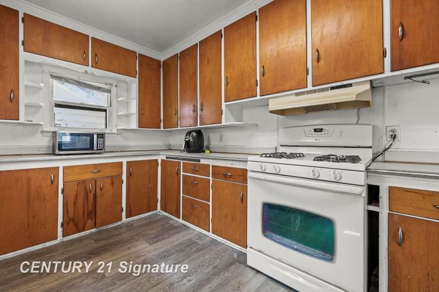 1911 Lincoln Avenue, Saginaw, MI 48601