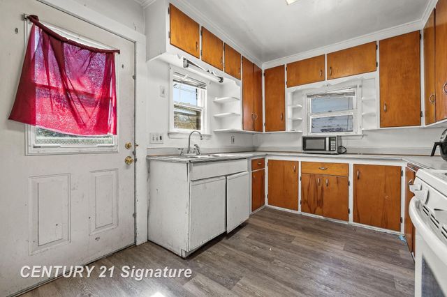 1911 Lincoln Avenue, Saginaw, MI 48601