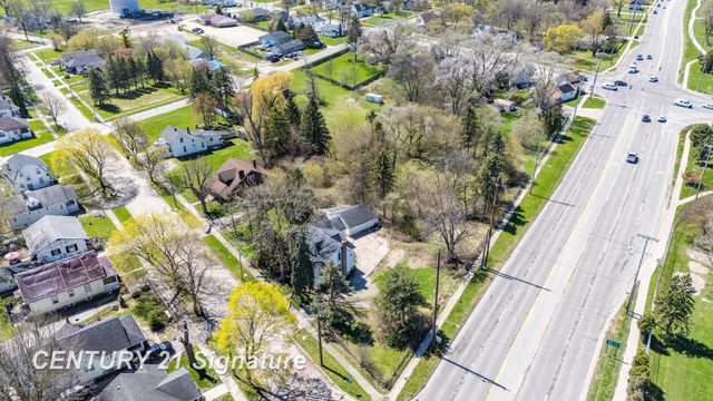 1911 Lincoln Avenue, Saginaw, MI 48601