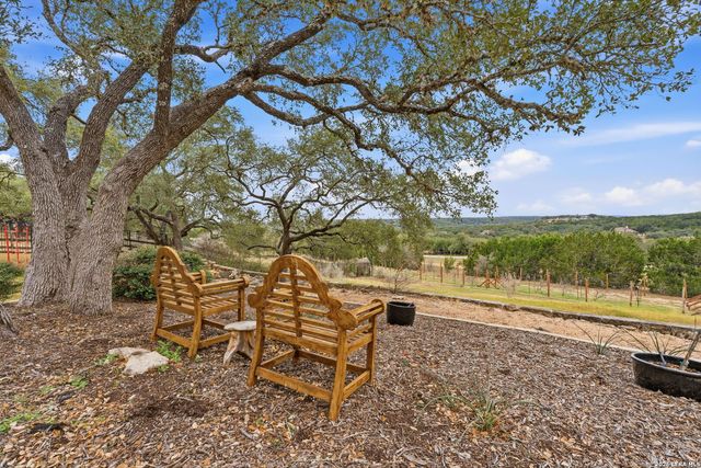 3118 La Ventana, Driftwood, TX 78619