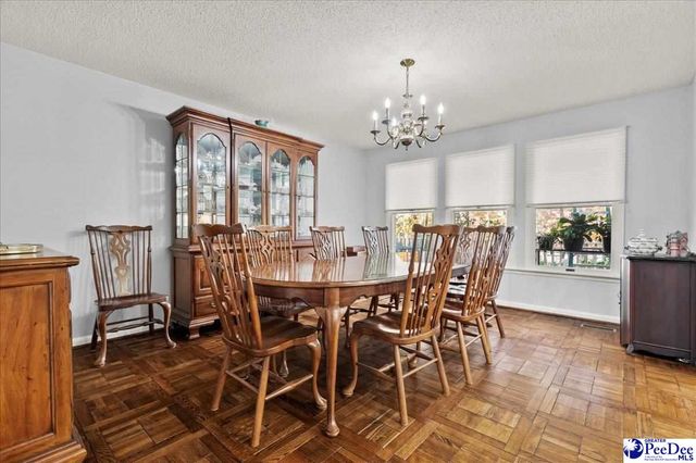 3903 Lake Oakdale Dr, Florence, SC 29501