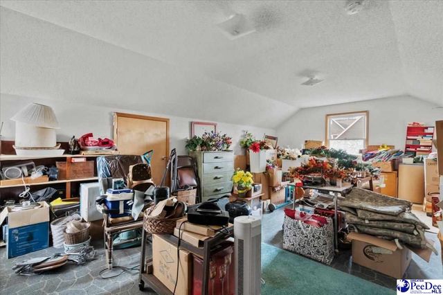 3903 Lake Oakdale Dr, Florence, SC 29501