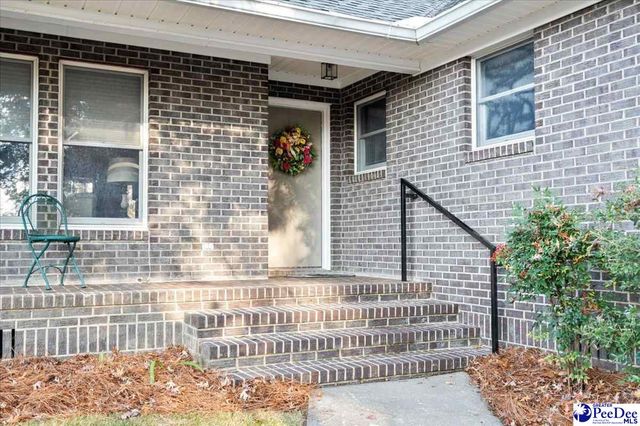 3903 Lake Oakdale Dr, Florence, SC 29501