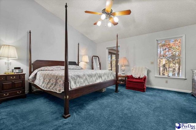 3903 Lake Oakdale Dr, Florence, SC 29501