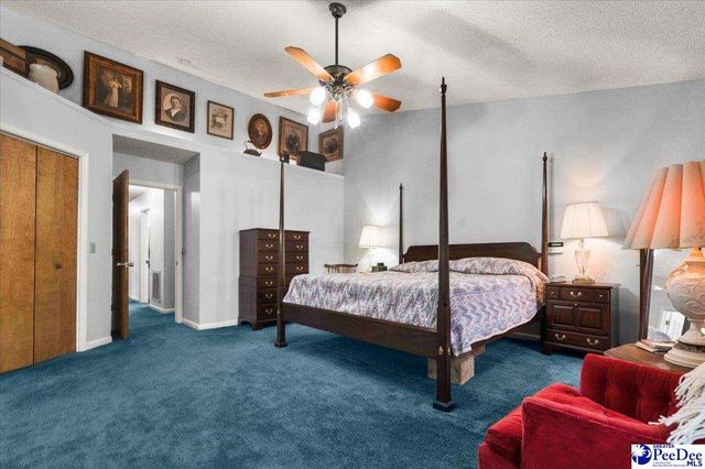 3903 Lake Oakdale Dr, Florence, SC 29501