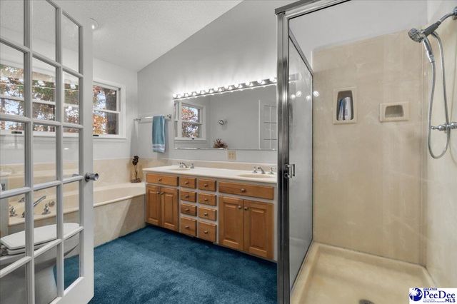 3903 Lake Oakdale Dr, Florence, SC 29501