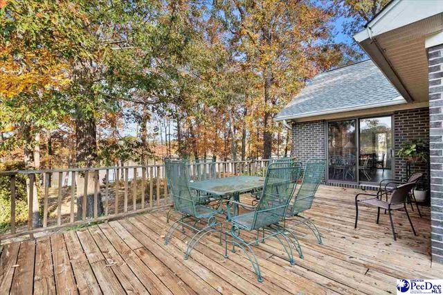 3903 Lake Oakdale Dr, Florence, SC 29501