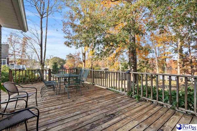 3903 Lake Oakdale Dr, Florence, SC 29501