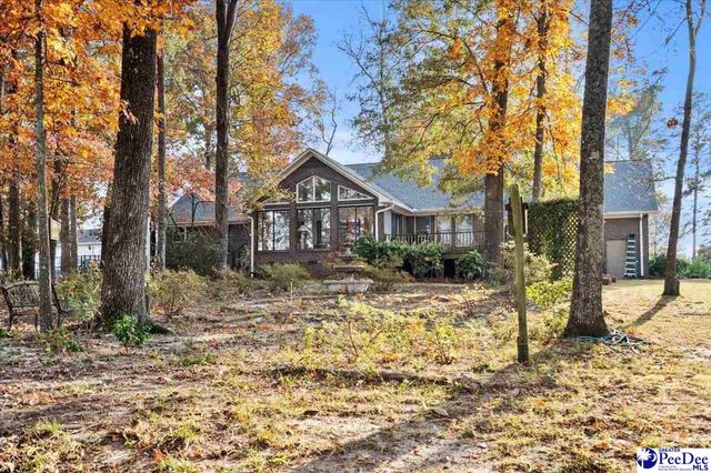 3903 Lake Oakdale Dr, Florence, SC 29501