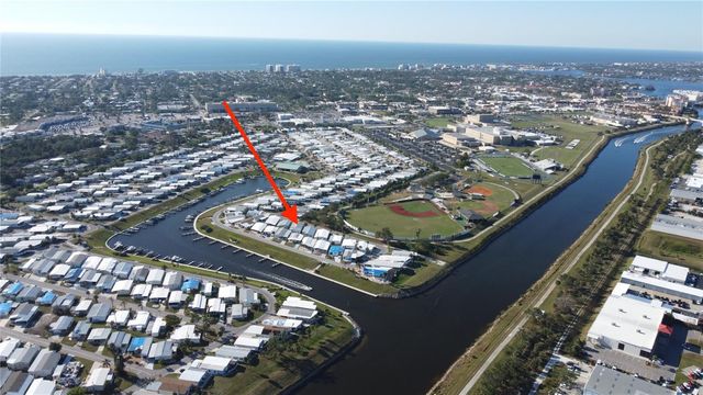 785 N GREEN CIRCLE, Venice, FL 34285