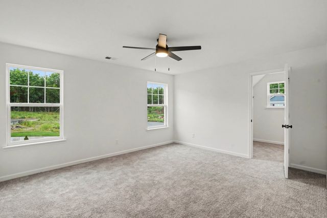 225 Hannah Lee Hill Rd, La Vergne, TN 37086